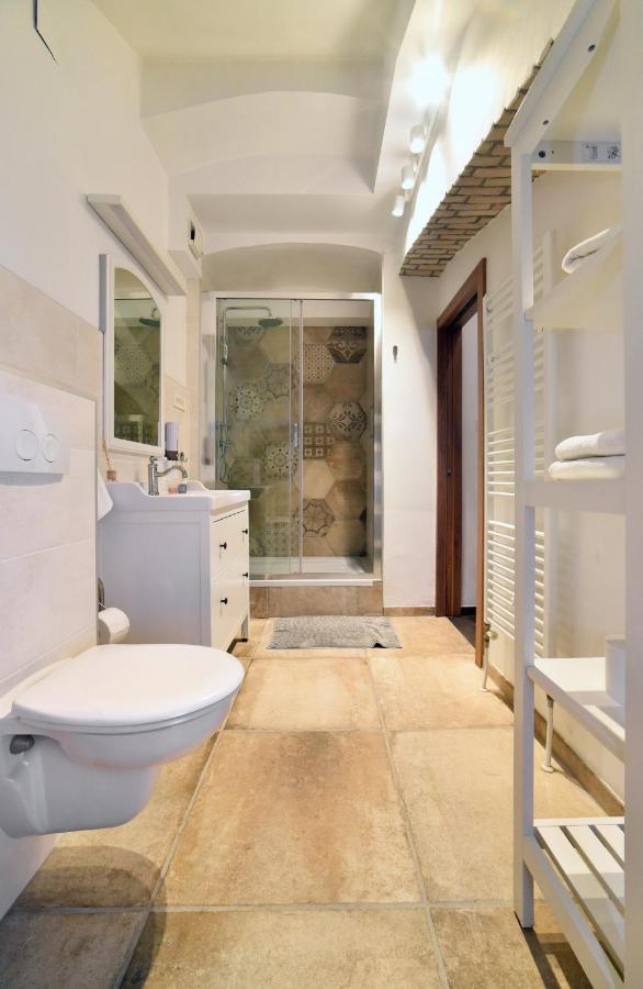 Manuela Varsavska Studio Apartments 萨格勒布 外观 照片