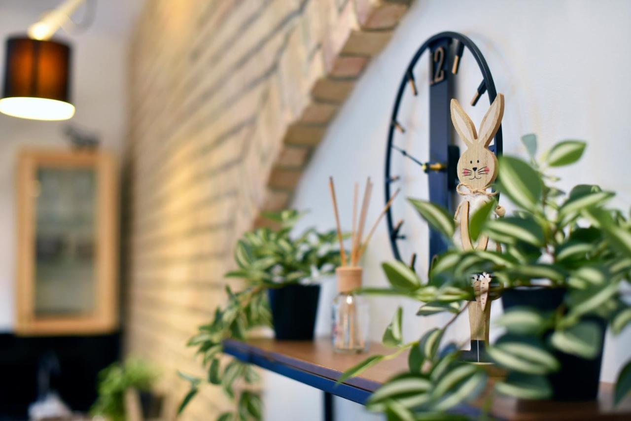 Manuela Varsavska Studio Apartments 萨格勒布 外观 照片